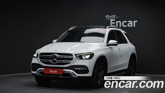 Mercedes-Benz GLE-Class 2020 — Photo 6/20