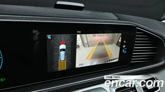 Mercedes-Benz GLE-Class 2020 — Photo 18/20
