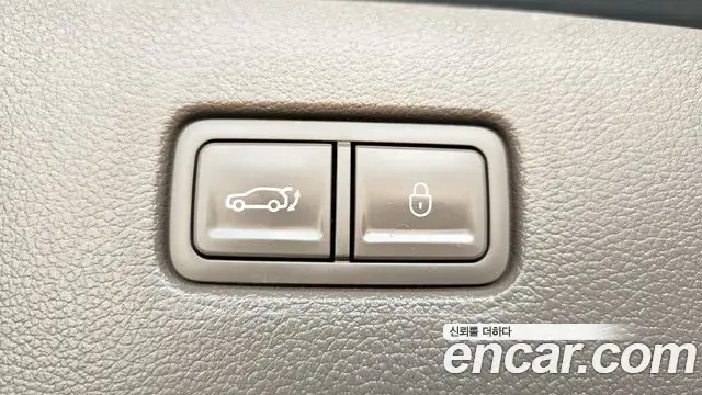 Genesis GV80 2023 — ფოტო 19/33