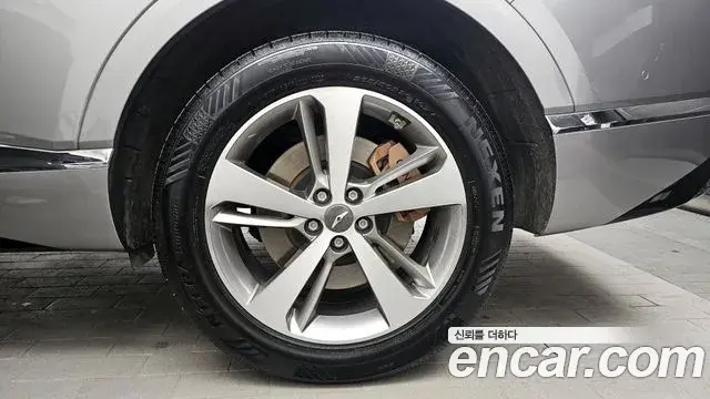 Genesis GV80 2023 — ფოტო 8/33