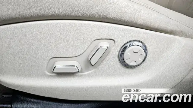 Genesis GV80 2023 — ფოტო 13/33