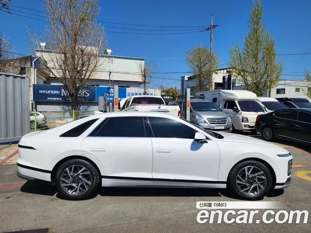 Hyundai Grandeur Hybrid 2023 — Şəkil 9/20