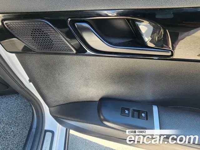 Hyundai Grandeur Hybrid 2023 — Şəkil 7/20