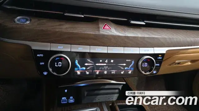 Genesis G80 2022 — ფოტო 16/20