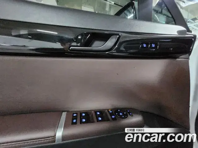 Hyundai Grandeur Hybrid 2023 — Şəkil 11/20
