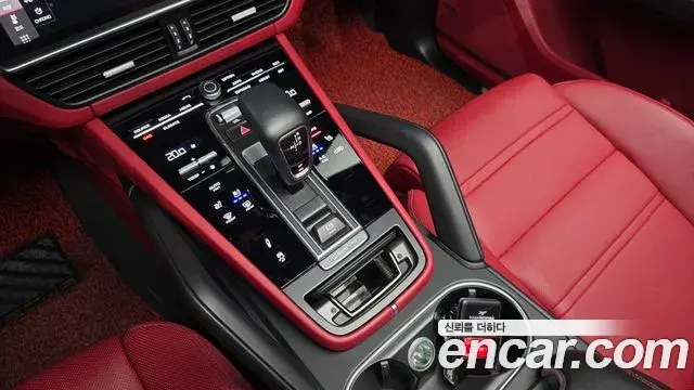 Porsche Cayenne 2021 — Şəkil 11/30
