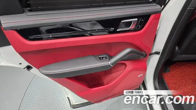 Porsche Cayenne 2021 — Şəkil 9/30