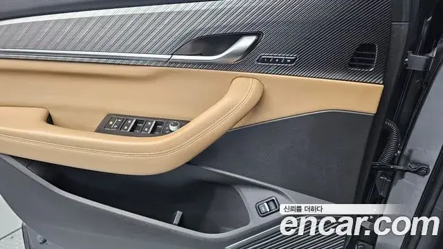 Renault Samsung Grand Koleos 2024 — Фото 16/20
