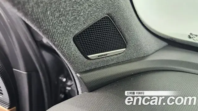 Renault Samsung Grand Koleos 2024 — Photo 28/30