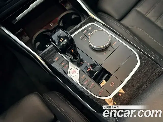 BMW 3 Series 2022 — Şəkil 17/18