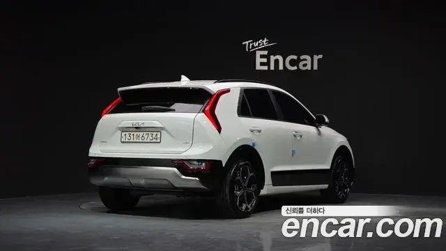 Kia Niro 2025 — Photo 4/32