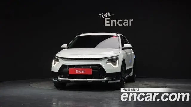 Kia Niro 2025 — Photo 25/32