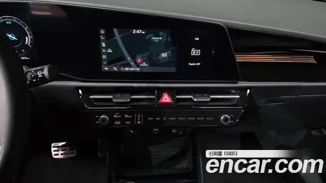 Kia Niro 2025 — Photo 28/32