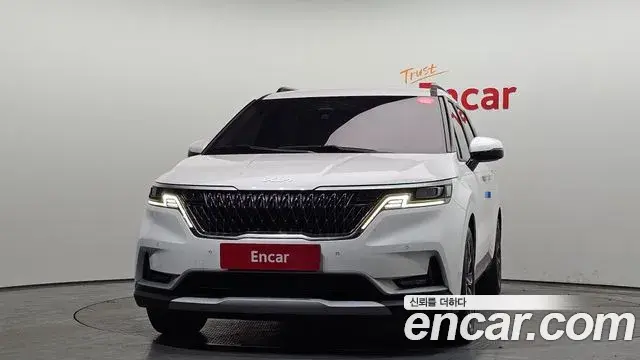 Kia Carnival 2022 — Фото 3/20