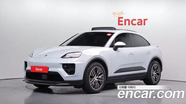Porsche Macan EV 2025 — Photo 14/20