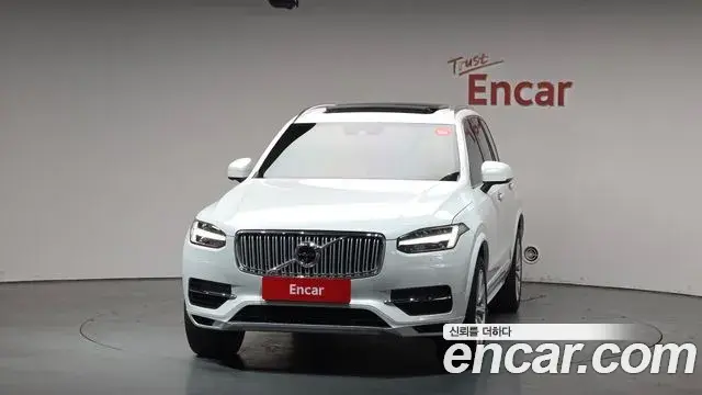 Volvo XC90 2018 — Фото 3/20