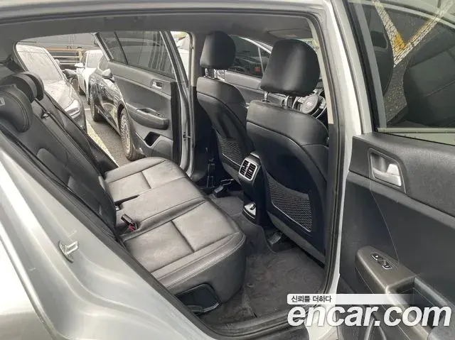 Kia Sportage The Bold 2019 — ფოტო 18/20