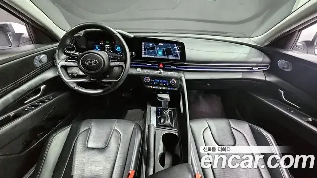 Hyundai Avante 2021 — Photo 9/20