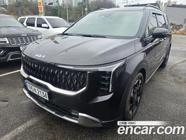 Kia Carnival 2024 — ფოტო 2/20