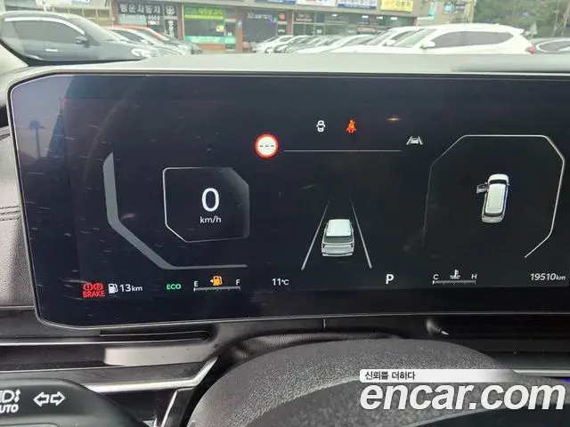 Kia Carnival 2024 — ფოტო 20/20