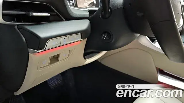 Genesis GV80 2020 — ფოტო 13/20