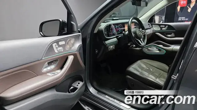 Mercedes-Benz GLE-Class 2022 — ფოტო 22/34