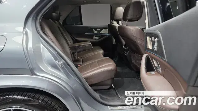 Mercedes-Benz GLE-Class 2022 — ფოტო 10/34