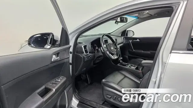 Kia Sportage The Bold 2020 — Фото 10/20