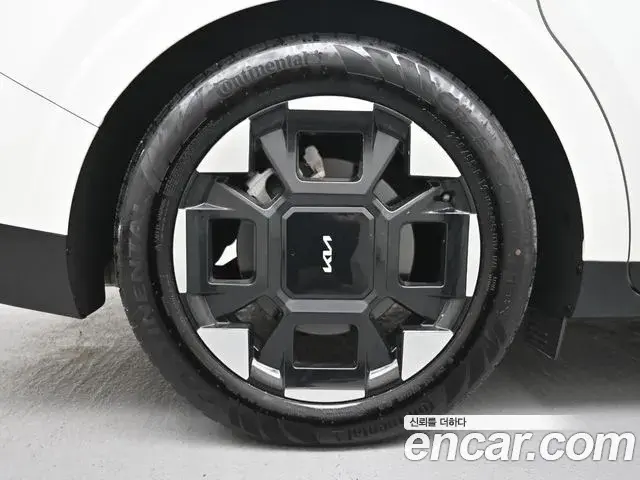 Kia Carnival 2024 — Фото 4/20