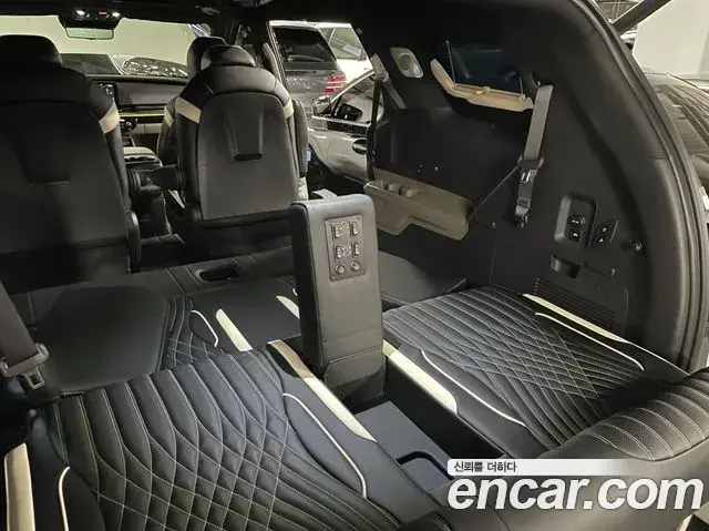 Kia Carnival 2024 — Фото 19/20