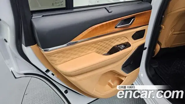 Jeep Grand Cherokee 2022 — Şəkil 20/33