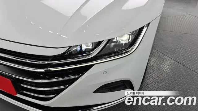 Volkswagen Arteon 2022 — Şəkil 26/32