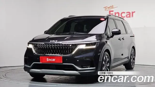 Kia Carnival 2022 — Photo 1/20