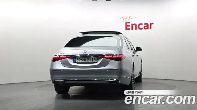 Mercedes-Benz S-Class 2021 — Photo 9/30
