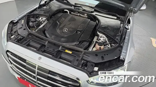 Mercedes-Benz S-Class 2021 — Photo 27/30