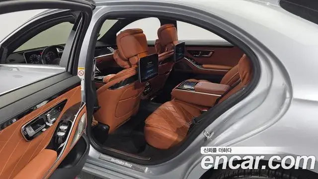 Mercedes-Benz S-Class 2021 — Photo 5/30