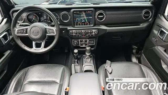 Jeep Wrangler 2022 — Photo 2/20