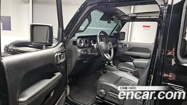 Jeep Wrangler 2022 — Photo 16/20