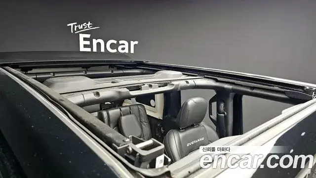 Jeep Wrangler 2022 — Photo 19/20