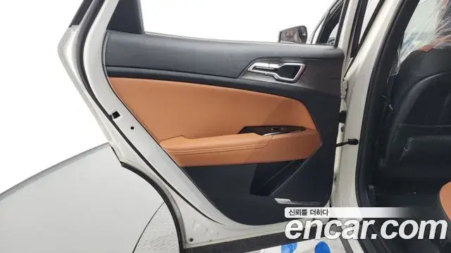 Kia Sportage 2022 — Şəkil 40/40