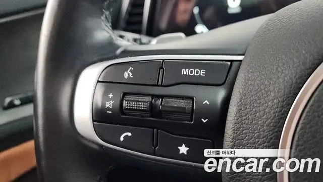 Kia Sportage 2022 — Şəkil 16/40