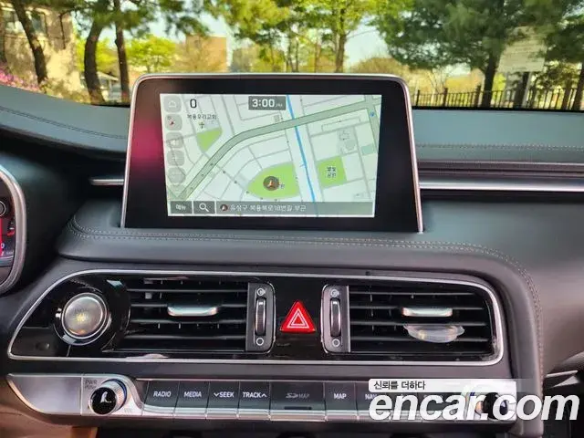 Genesis G70 2019 — Photo 8/20