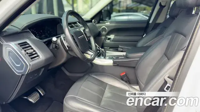Land Rover Range Rover Sport 2019 — ფოტო 13/20