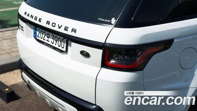 Land Rover Range Rover Sport 2019 — ფოტო 14/20