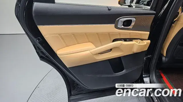 Kia Sorento 2021 — Şəkil 11/31
