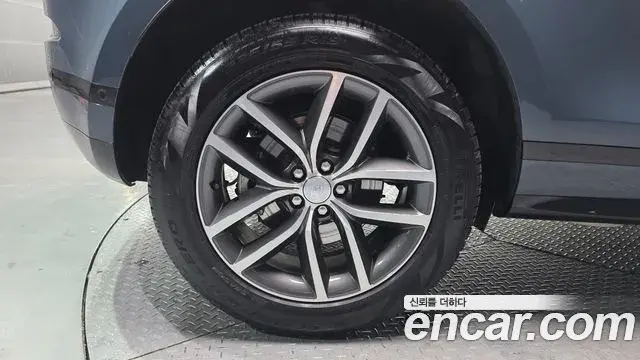 Land Rover Range Rover Evoque 2024 — ფოტო 32/32