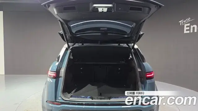 Land Rover Range Rover Evoque 2024 — ფოტო 4/32