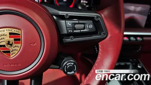 Porsche 911 2023 — Şəkil 29/38