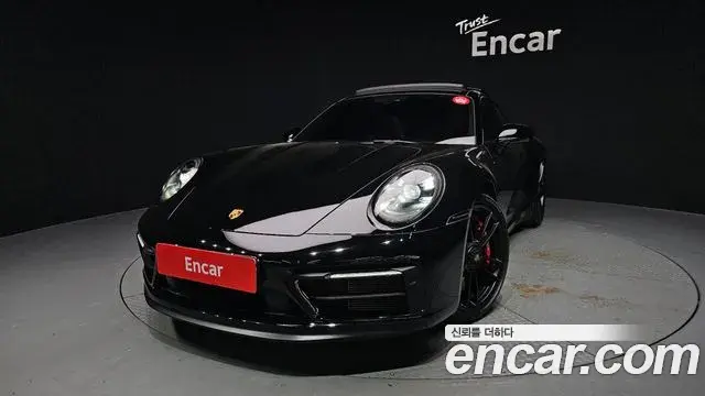 Porsche 911 2023 — Şəkil 26/38