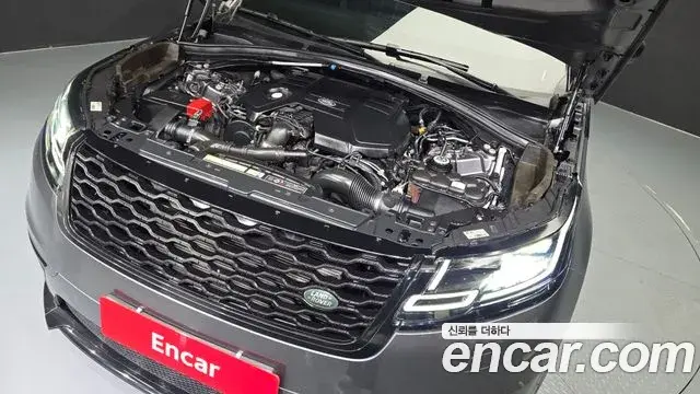 Land Rover Range Rover Velar 2019 — Фото 6/20